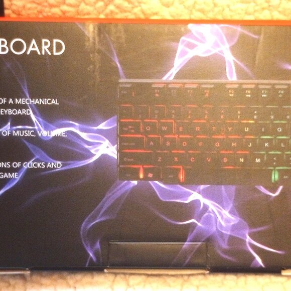 Lighted Gaming Keyboard - Picture 6 of 6